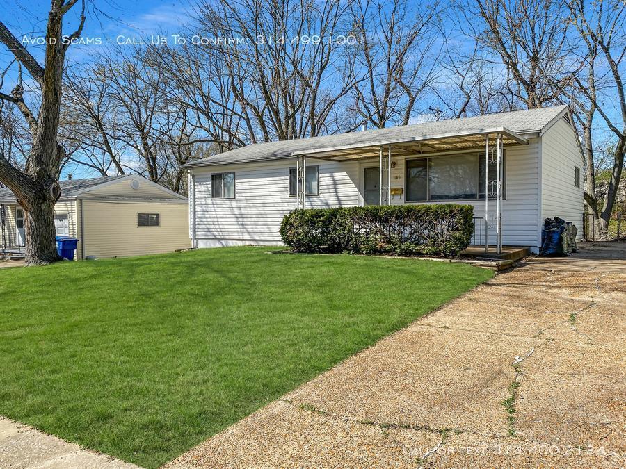 1145 Penhurst Dr, Florissant, MO 63033 House Rental in Florissant, MO