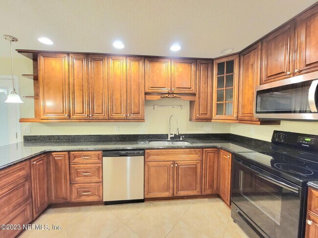 Foto del edificio - 11640 Wellington Way