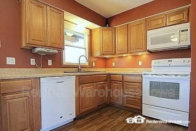 Foto del edificio - 1004 NE Jacob St