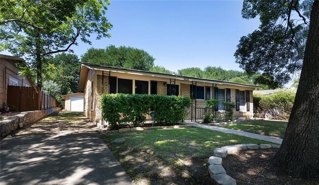 Foto del edificio - 2110 Westover Rd