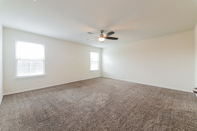 Building Photo - 841 Costlow Ln