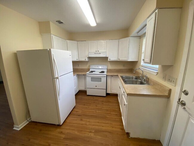 Foto del edificio - 2730 Twilight Ave