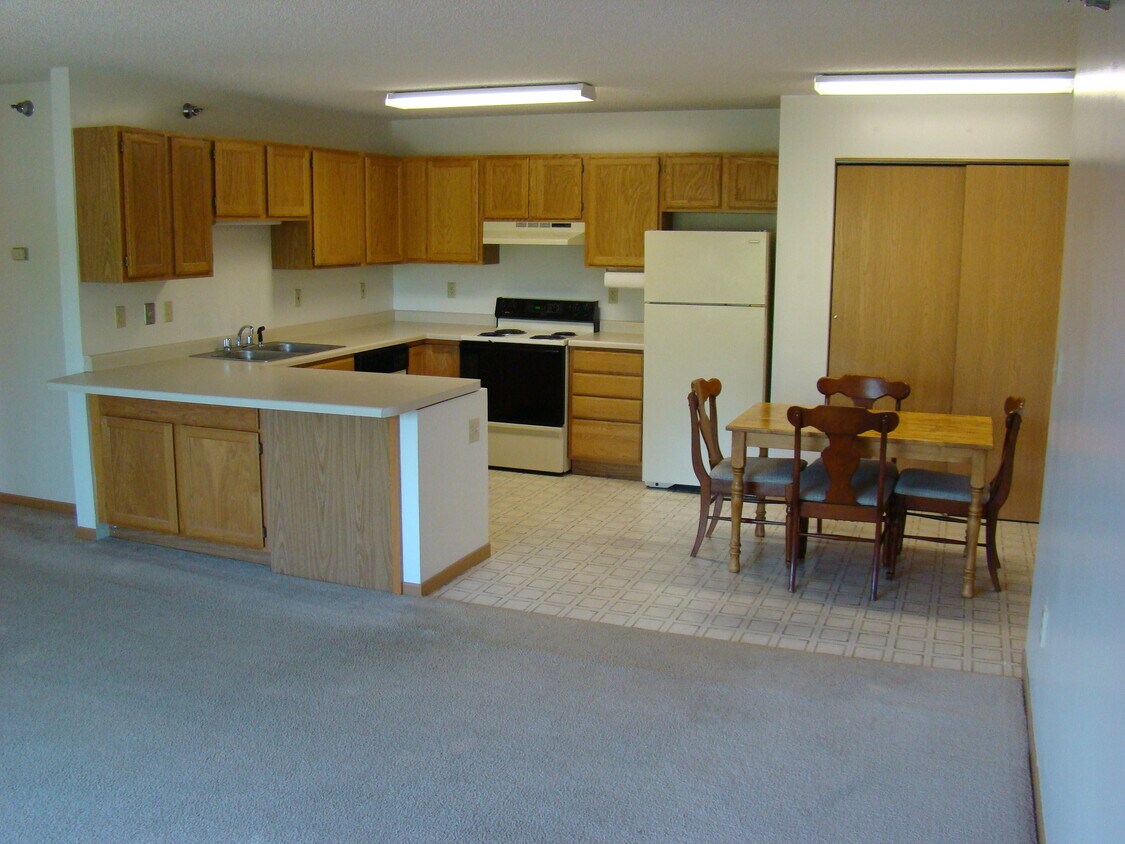 120 5th St NW Unit 333, Cohasset, MN 55721 Apartments in Cohasset, MN