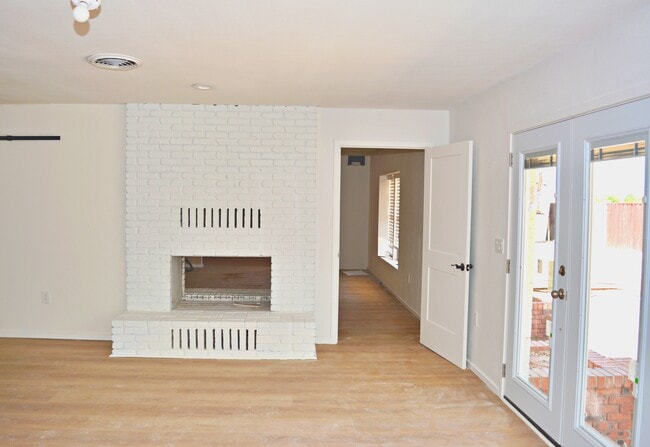 Building Photo - 2521 Harvard Ave