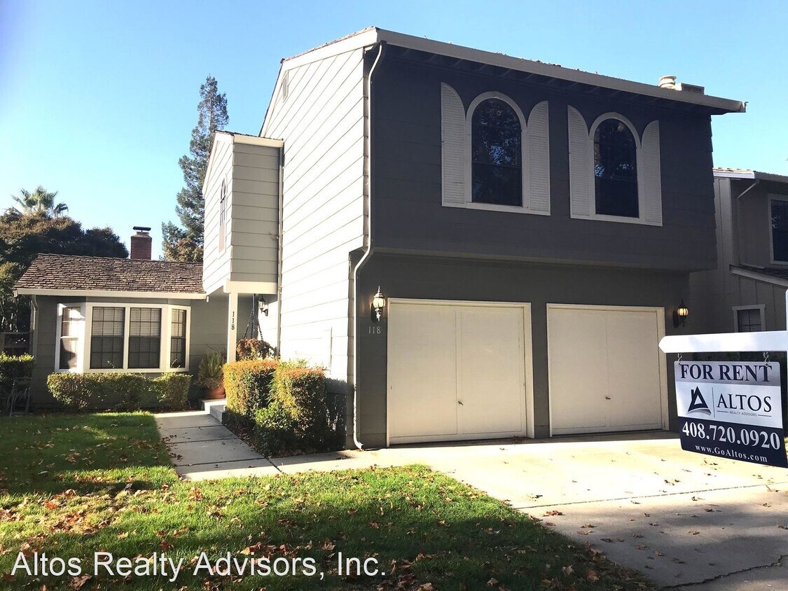 Primary Photo - 4 br, 2.5 bath House - 118 Bentley Square