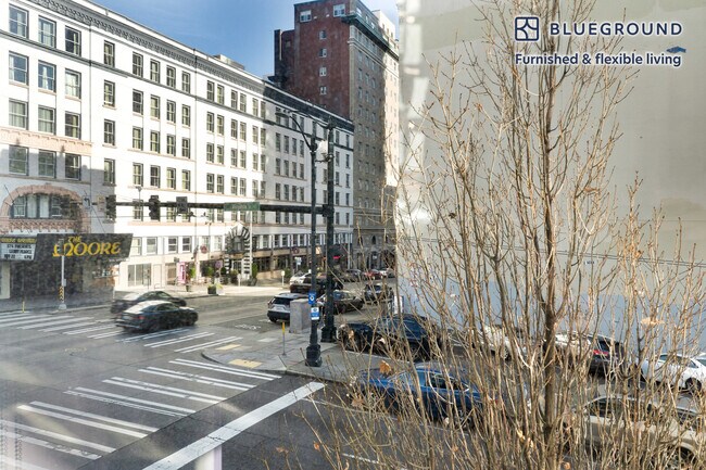 Foto del edificio - 2015 2nd Ave