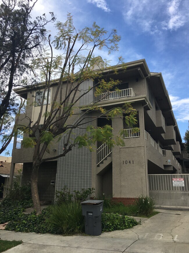 Building Photo - 1041 Allen Ave