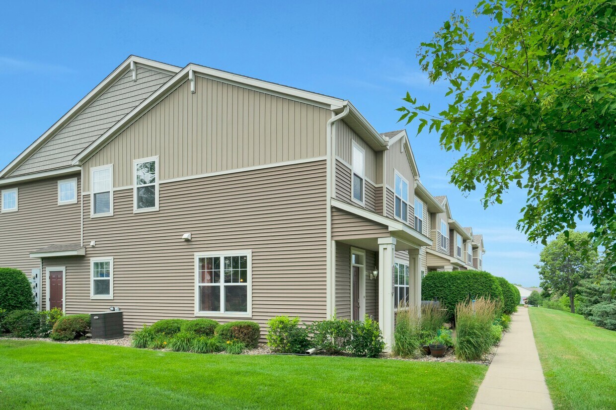 Foto principal - 3352 Hazel Trail