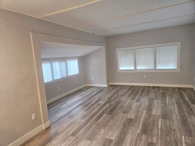 Foto del edificio - 79 Driftwood St