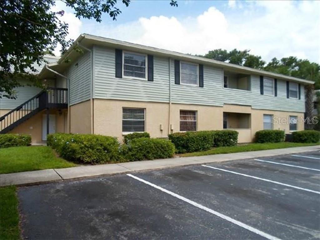221 Berry Tree Pl Unit 221, Brandon, FL 33510 Condo for Rent in Brandon, FL