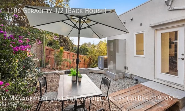 Building Photo - 1106 1/2 Geraghty (Back House)-