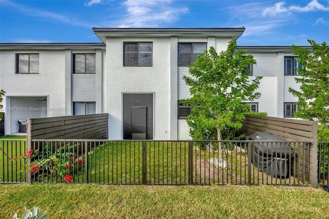 Foto del edificio - 8282 SW 120th Ter