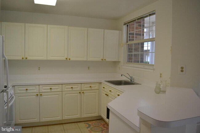 Foto del edificio - 45091 Brae Terrace