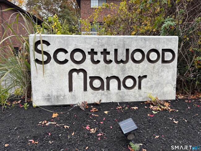 Building Photo - 329 Scott Rd