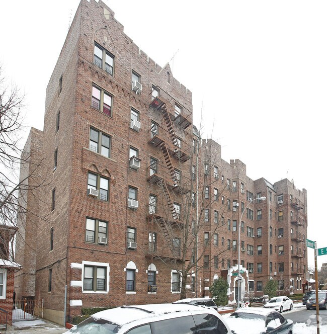 Foto del edificio - 505 Elmwood Avenue