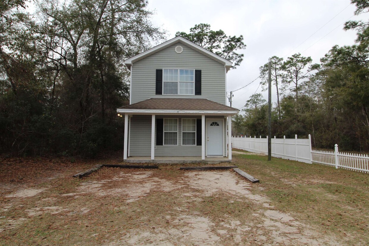 18 Duane Dr, Crawfordville, FL 32327 House Rental in Crawfordville