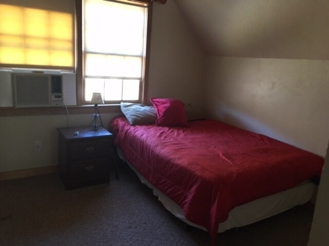 Building Photo - $975 - 1 Bedroom 1 Bathroom Furnished Apartment in Cullowhee, Very Close to WCU