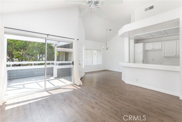 Building Photo - 259 Chesterfield