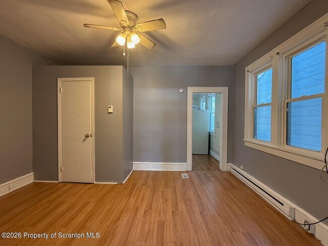 Foto del edificio - 83 S Empire St