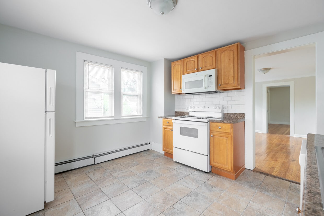 57 Germania St Unit 2nd Floor, Southington, CT 06489 Apartments in