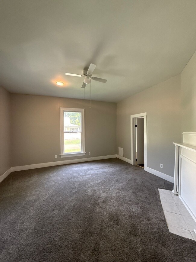 Building Photo - 812 Tyus St