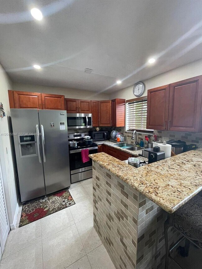 Foto del edificio - 13302 SW 152nd St