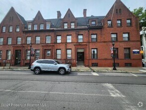 Building Photo - 98 N Franklin St