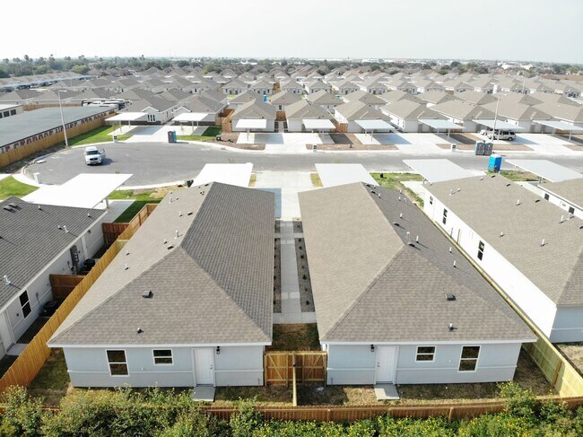 Foto del edificio - 1812 Redbud Ln