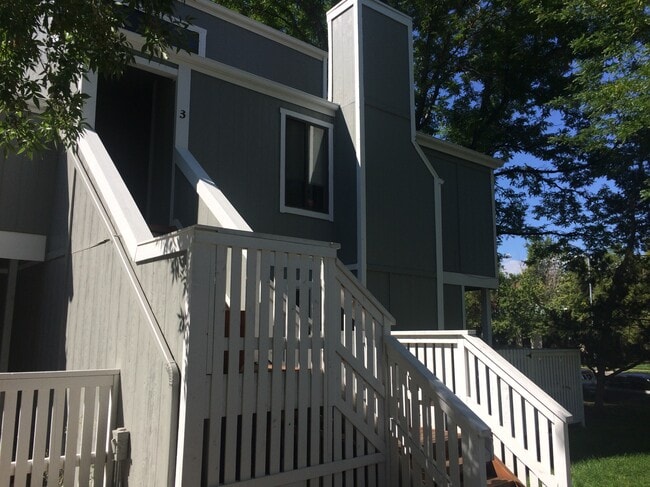 Foto del edificio - 1160 S Monaco St Pkwy