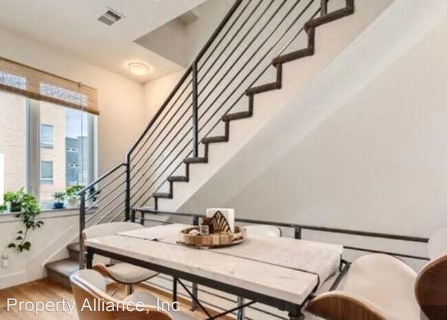 Foto del edificio - 1 br, 3 bath House - 1258 Perry Street