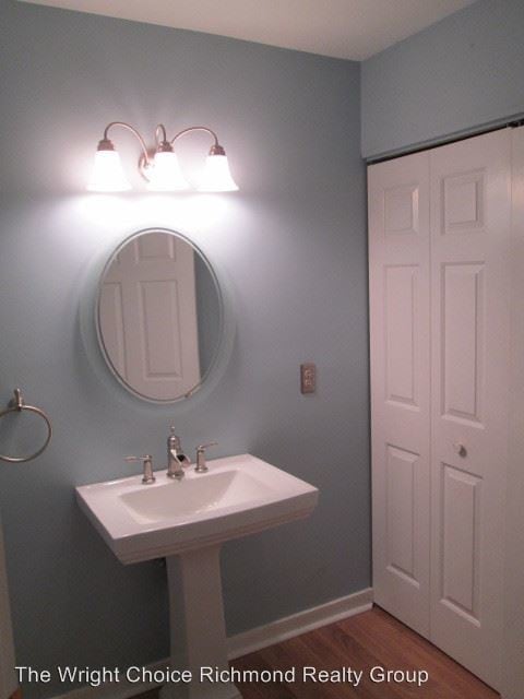 Building Photo - 2 br, 2.5 bath House - 12304 Darien Circle