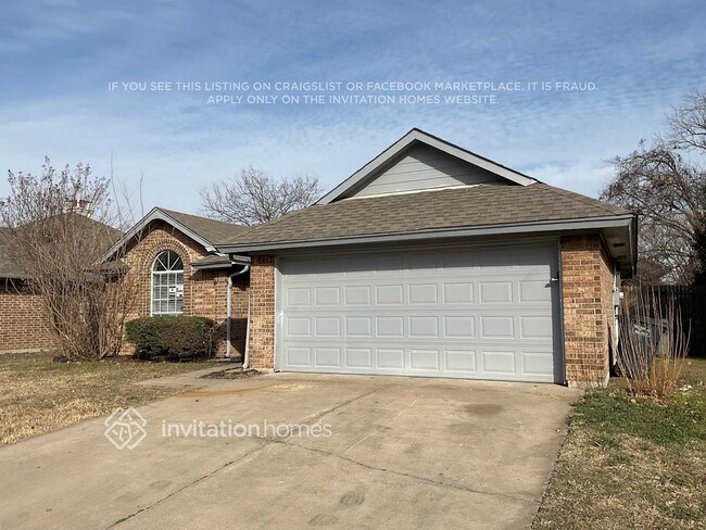 Building Photo - 1936 Ashley Dr