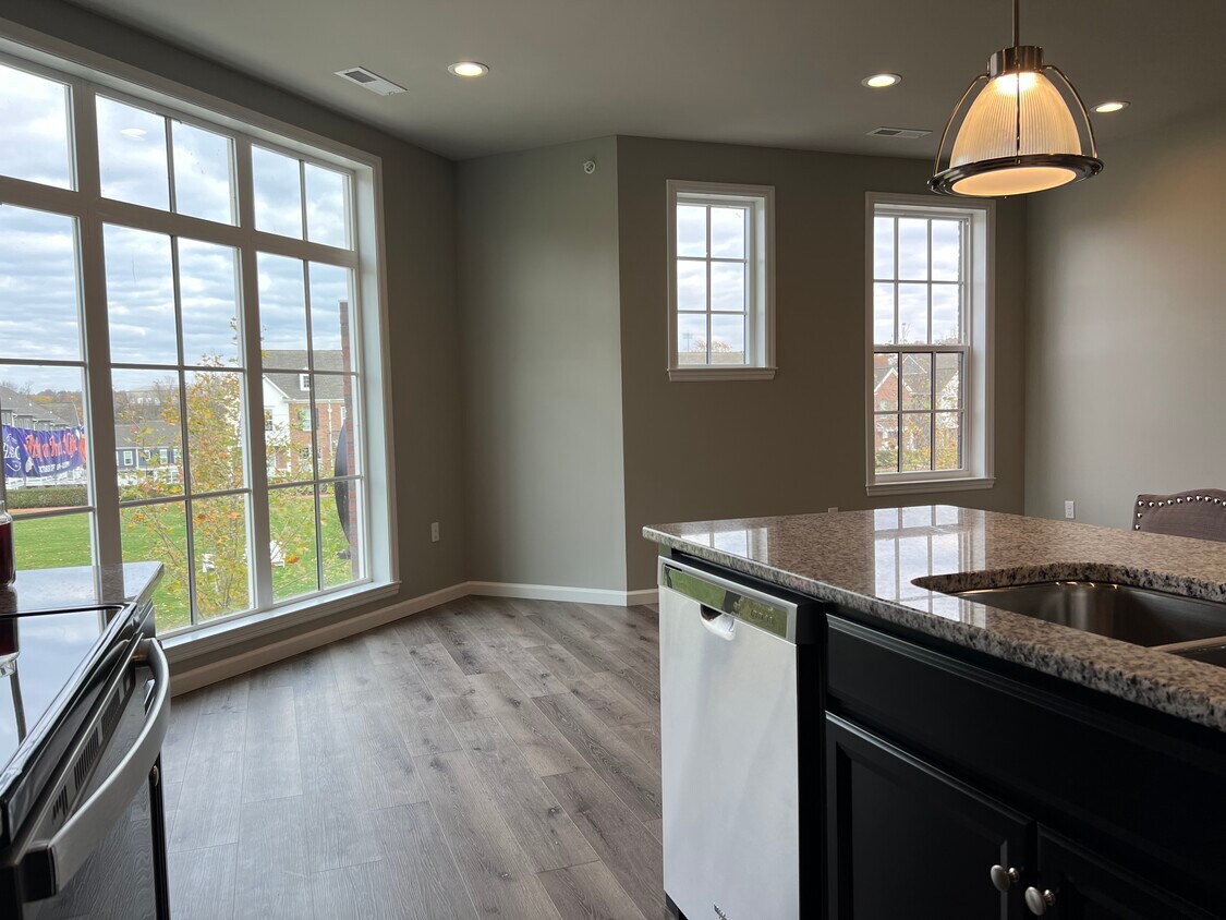 Foto principal - 1403 Hastings Cres