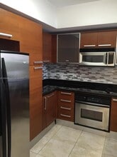 Building Photo - 2030 Douglas Rd