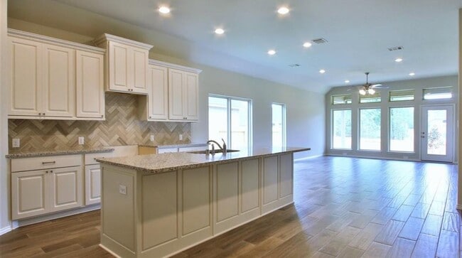 Building Photo - 217 N Carson Cub Ct