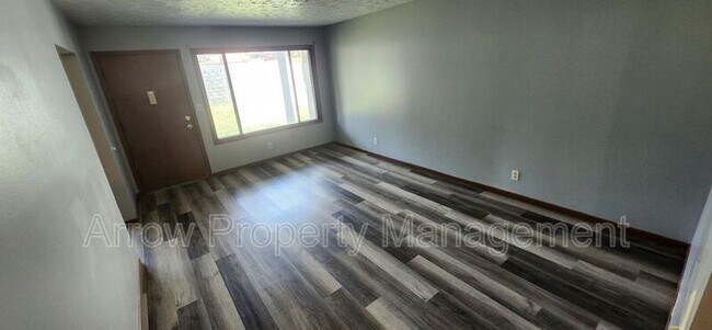 Foto del edificio - 828 E St
