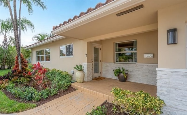 Building Photo - 2409 NE 22nd Terrace