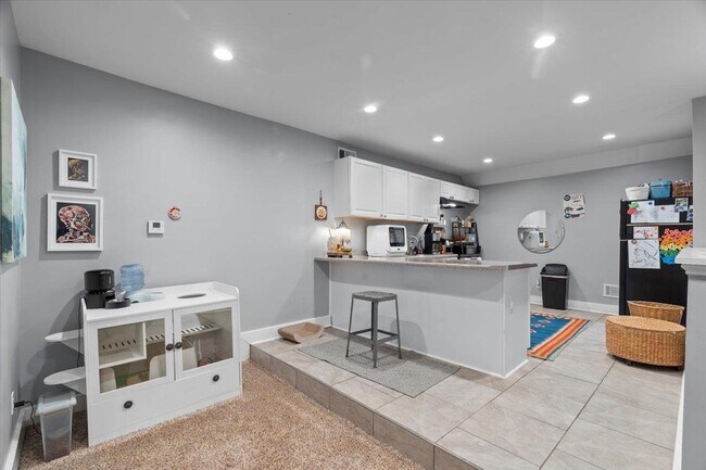 Foto del edificio - 227 N Willett St