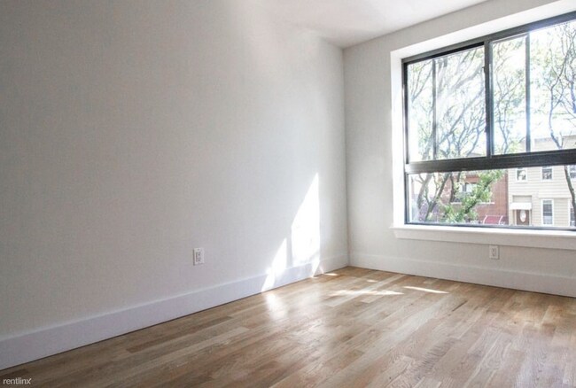 Building Photo - 2 br, 1 bath  - 69 Granite St