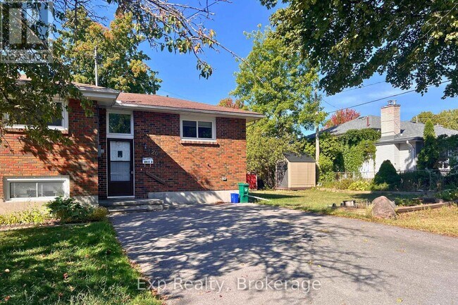Photo du bâtiment - 20 Munro Ave