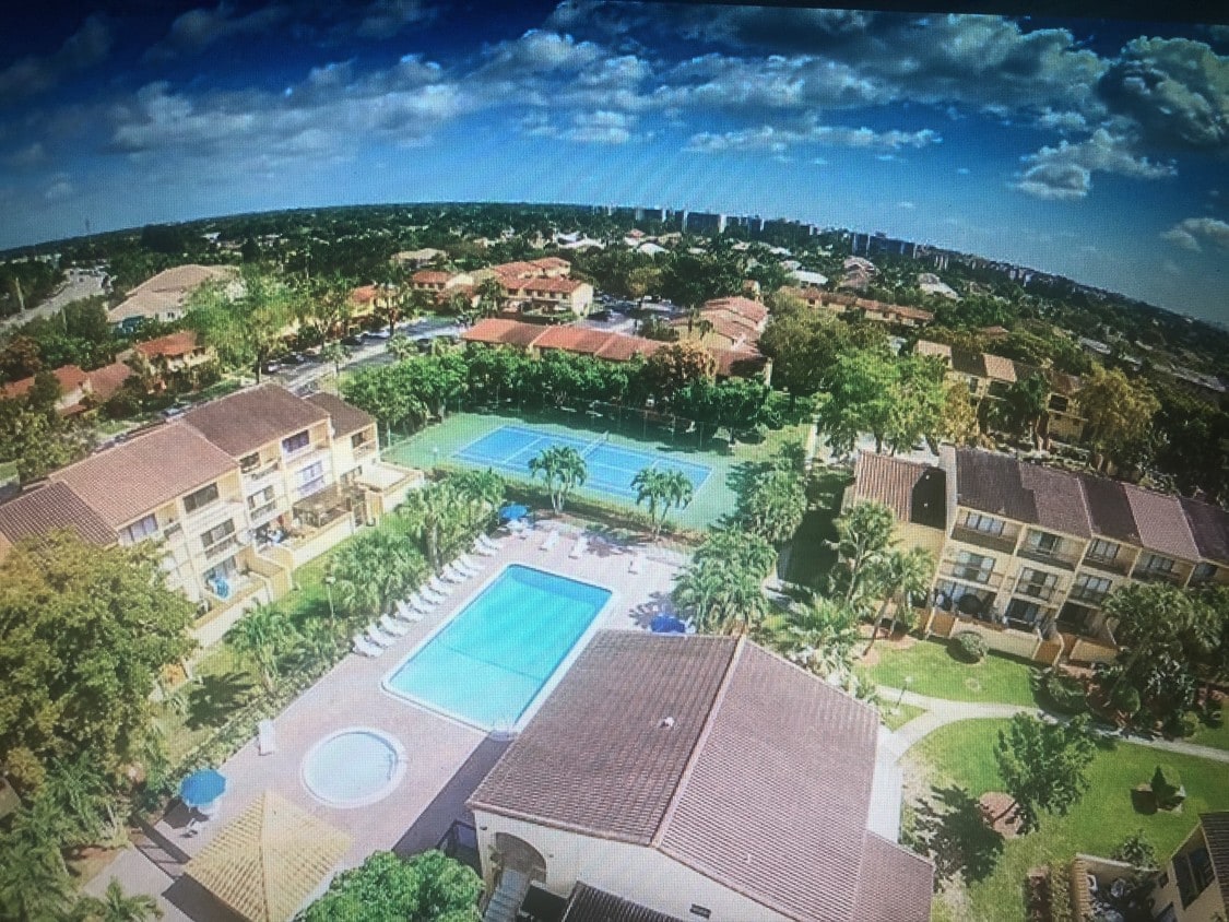 Foto principal - 7795 Grande St