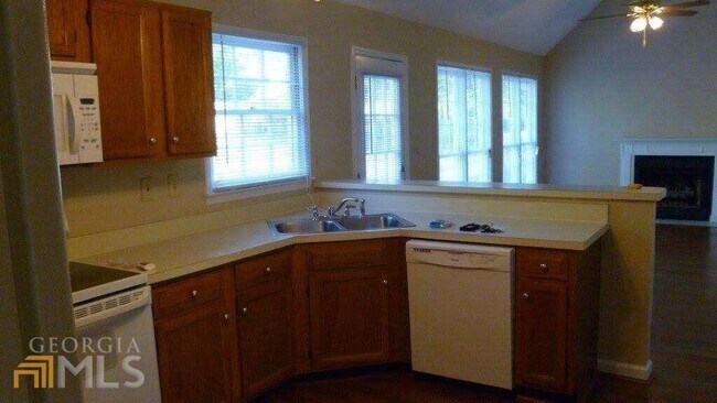 Foto del edificio - 4056 Longford Dr NE