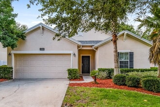 Building Photo - 2325 Creekfront Dr