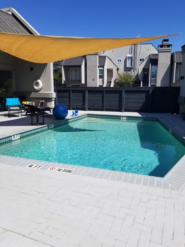 Great Private Pool! - 935 La Posada Dr