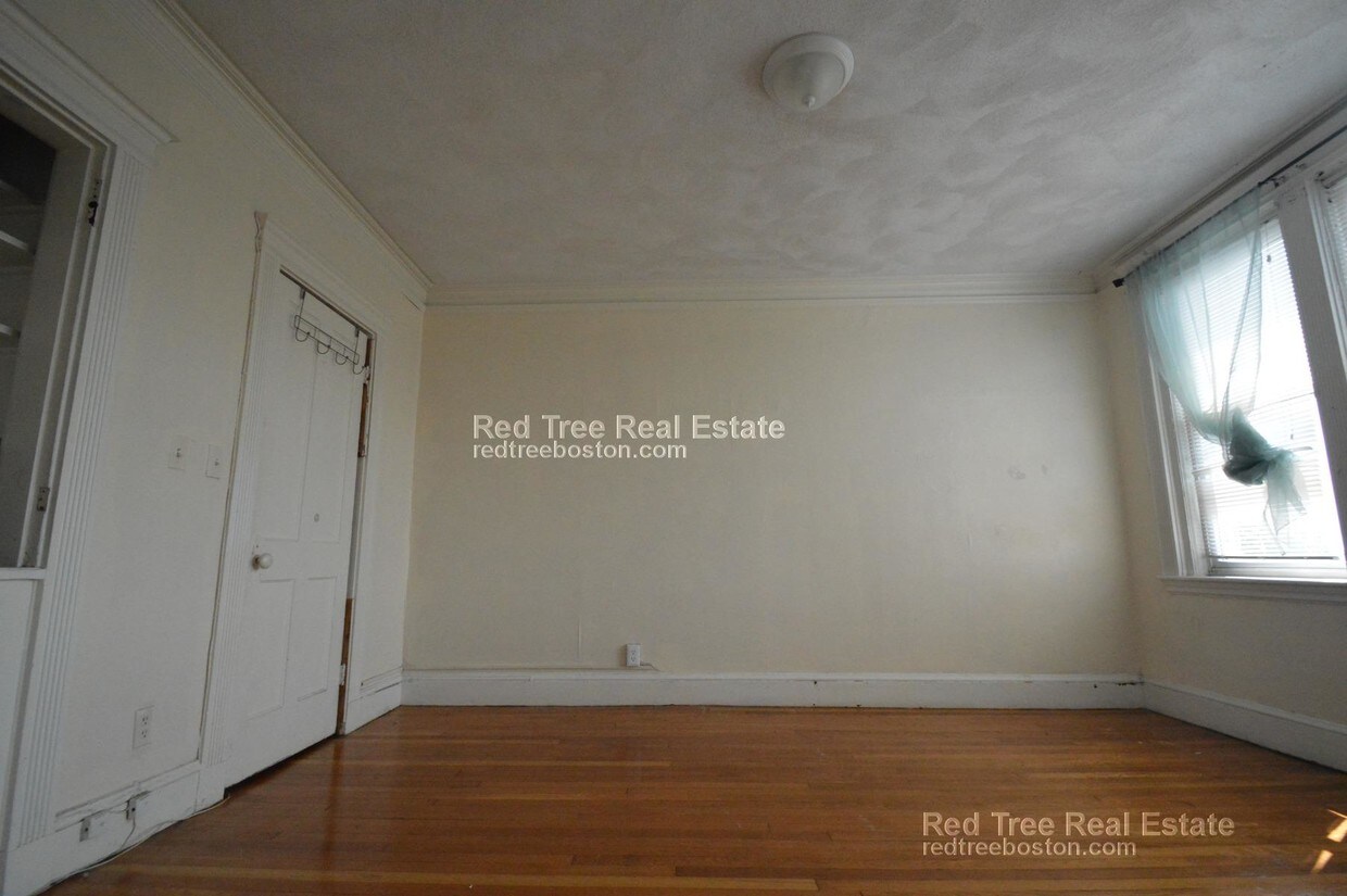 1705 Commonwealth Avenue Unit ROOM FOR RENT, Boston, MA 02135 Condo