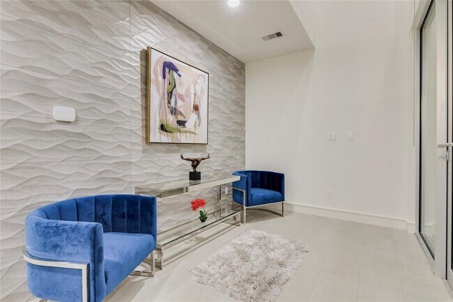 Foto del edificio - 1238 W Pierce St