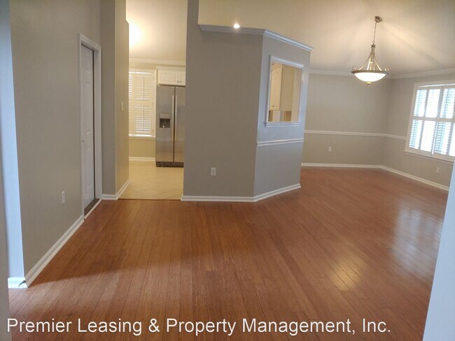 Building Photo - 3 br, 2 bath House - 116 Parkview Rd