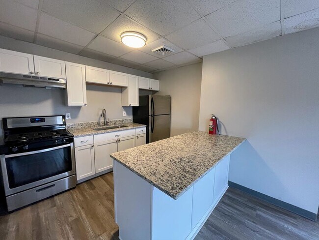 Photo - 117 Crawford Ave Apartment