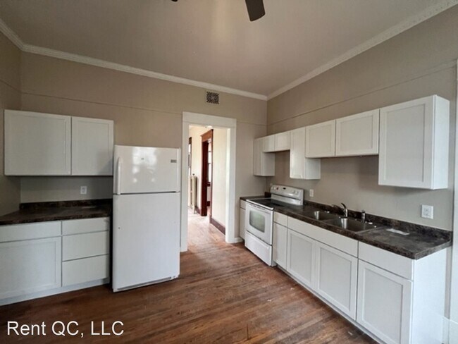 Building Photo - 5 br, 2 bath House - 2104 Grand Avenue