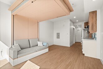 Building Photo - The Residences at 801 East Whiting Street